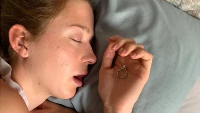 Boyfriend Secretly Giving the Ring to his Girlfriend on Camera for Month (BBC)