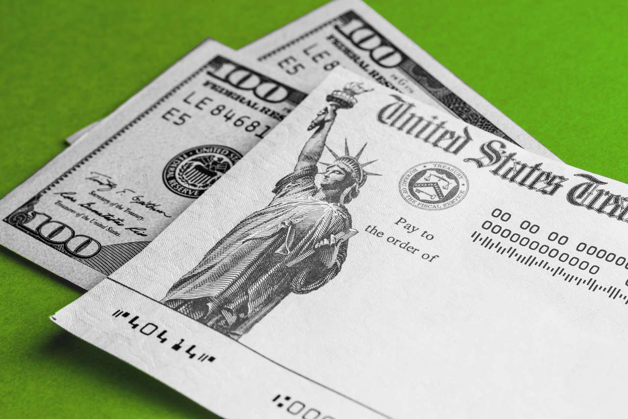 Massachusetts Stimulus Tax Rebates Worth 14% Are Set to Receive  (Money)