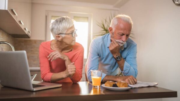 Retirees risk lose of their social security checks (CNBC)