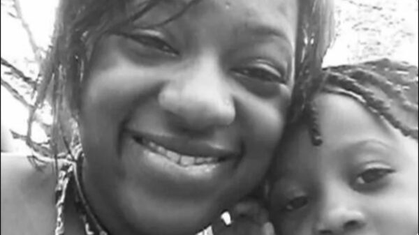 A sheriff’s deputy sent to search for a Detroit-area mother and her two young sons were found frozen to death in a field