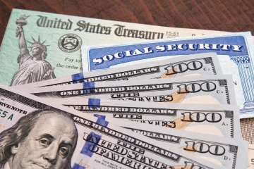 $1,827 New Bumper Packages And Expensive Surprises Have Been Announced To Many Social Security Recipients