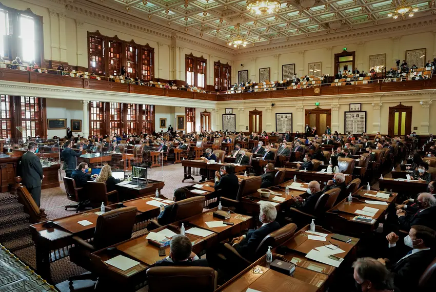 Texans to Receive Rebates under $32.7 Billion Surplus Budget