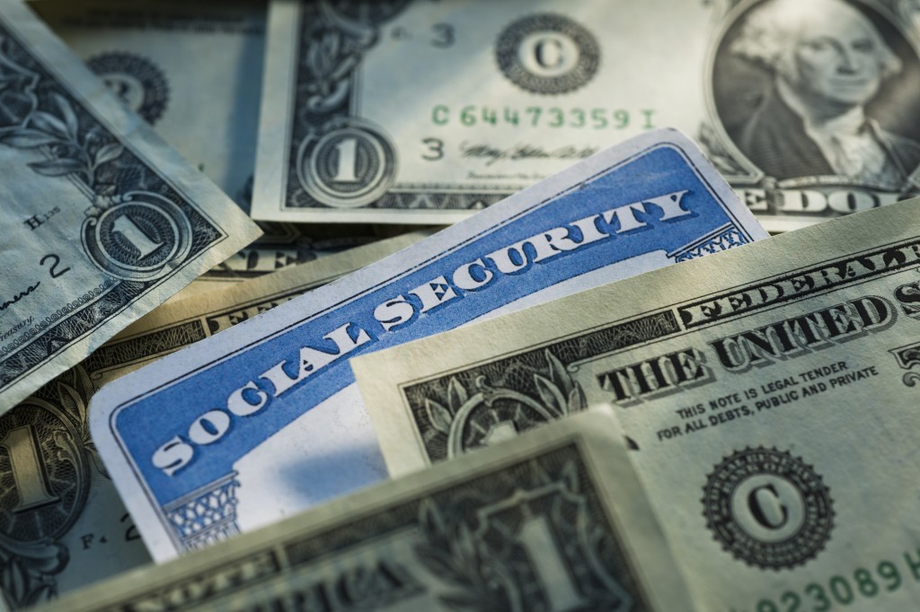 Social Security checks will arrive this week but retirees must meet certain requirements to obtain the benefit.