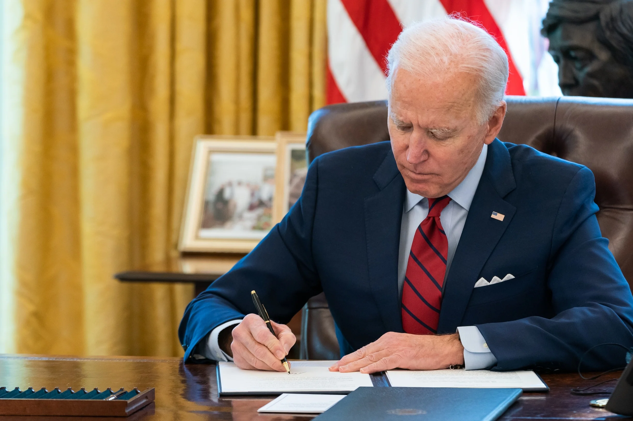 On August 16, 2022, President Biden signed the Inflation Reduction Act into law and the bill is a massive boon in the shift to net zero which will provide USD $370 billion in incentives, mostly for clean energy manufacturing including hydrogen and electric vehicles.