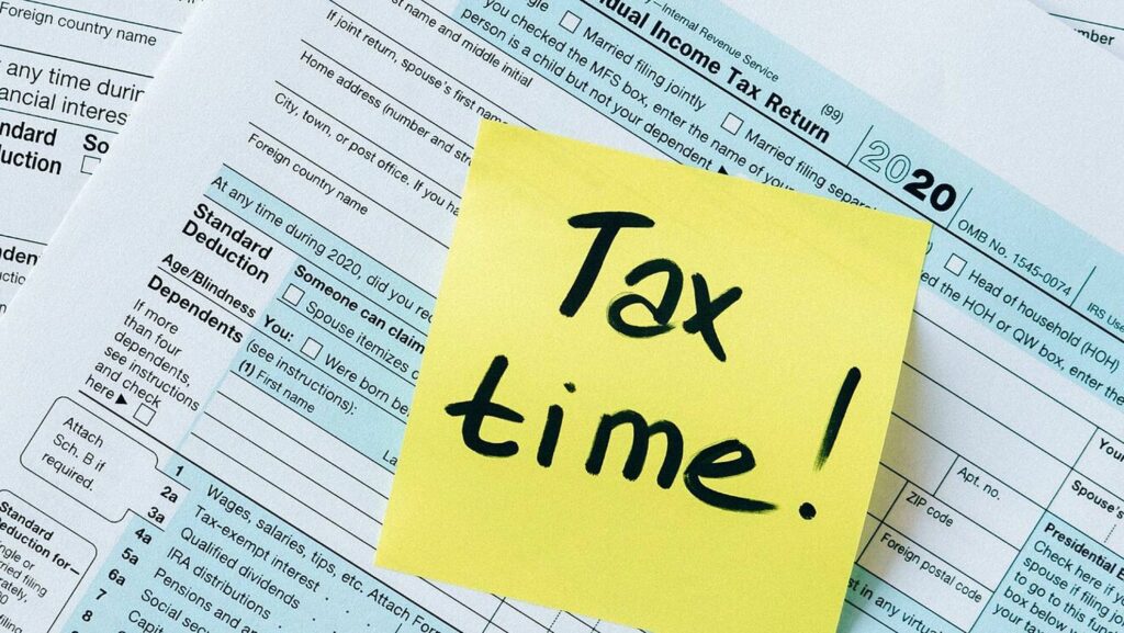 Tax season is about to end. Americans have one day left to file their taxes and here are the simple steps to file faster.