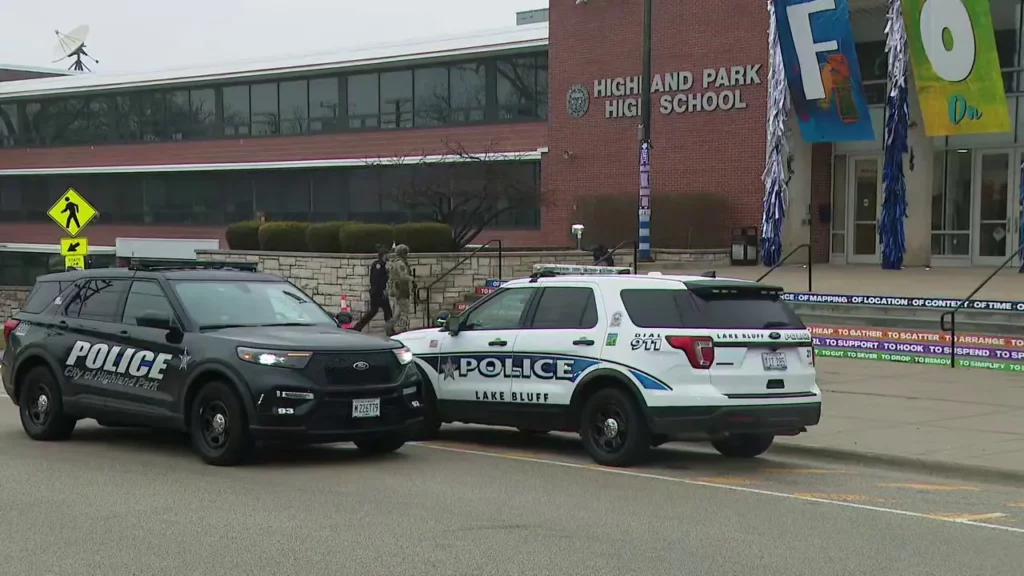 Illinois Police arrested five high school students in Chicago on Tuesday after a report of a student with a gun and set the whole campus into lockdown for a few hours.