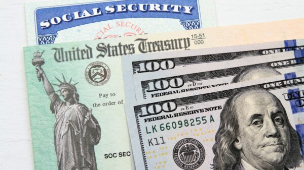 There are still 19 days for the Supplemental Security Income beneficiaries to receive their monthly claims and it is worth $914 for individual filers.